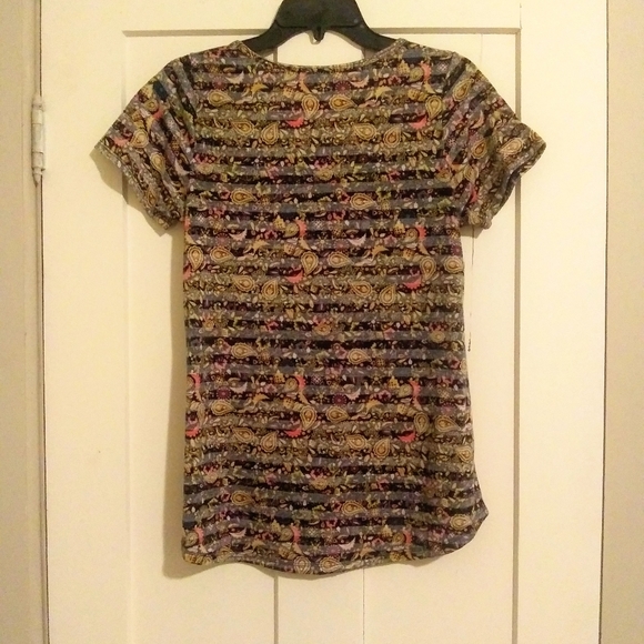 LulaRoe Classic Top - Picture 2 of 4